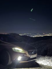 Volvo V40 Cross Country 2015