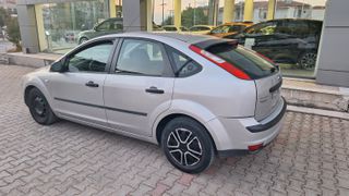 Ford Focus 2005 Trend-thumb-5