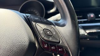 Toyota C-HR 2016 1.2 Turbo-thumb-17
