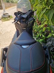Yamaha XMAX 400 2015-thumb-7