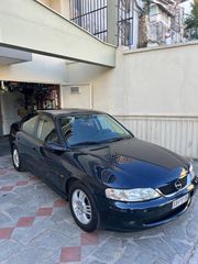 Opel Vectra 2000 1.6 16V EDITION 2000