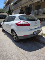 Renault Megane 2015-thumb-4