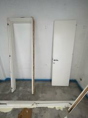 7 εσωτερικές πόρτες με κάσες, πόμολα και τα κλειδιά τους (άψογες) / τιμή μονάδας