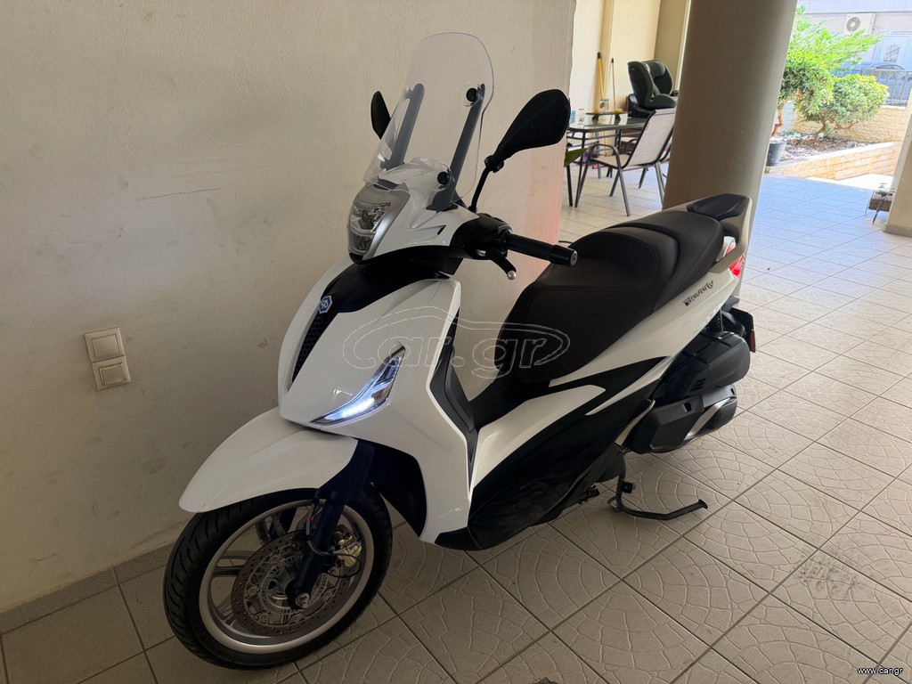 Piaggio Beverly 400 2024