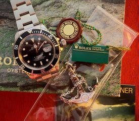 Rolex Submariner Date 16610-thumb-2
