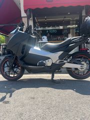 Honda Integra 750 2015-thumb-1