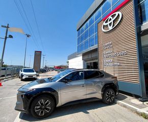 Toyota bZ4X 2026 73KW FWD STYLE PLUS-thumb-8