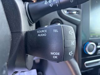 Renault Megane 2017 1.5 DCi NUOVA SPORTER AUTO-thumb-37