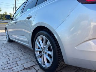 Renault Megane 2017 1.5 DCi NUOVA SPORTER AUTO-thumb-10