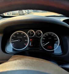 Peugeot 307 2004-thumb-5