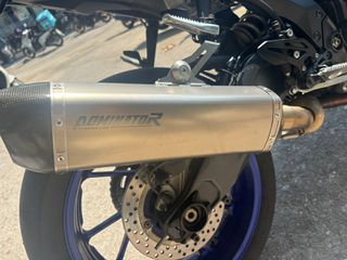 Yamaha YZF - R 7 2023-thumb-5