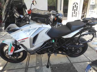 KTM 1290 Super Adventure 2015-thumb-2
