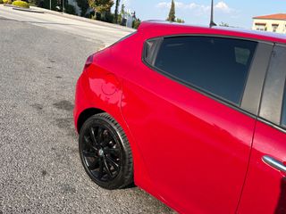 Alfa Romeo Giulietta 2017 1.6 JTDM-2 120HP-thumb-8