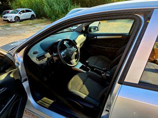 Opel Astra 2007-thumb-5