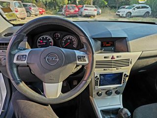 Opel Astra 2007-thumb-6