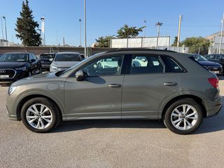 Audi Q3 2022 S-LINE 45 TFSI e-thumb-4