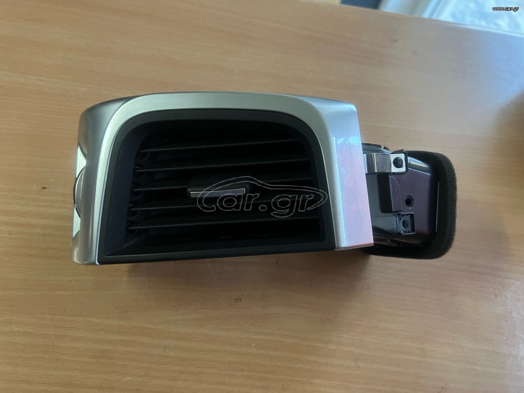 Jaguar E-Pace ‘17-24 Αεραγωγός οδηγού J9C15081 / J9C3018B09AD