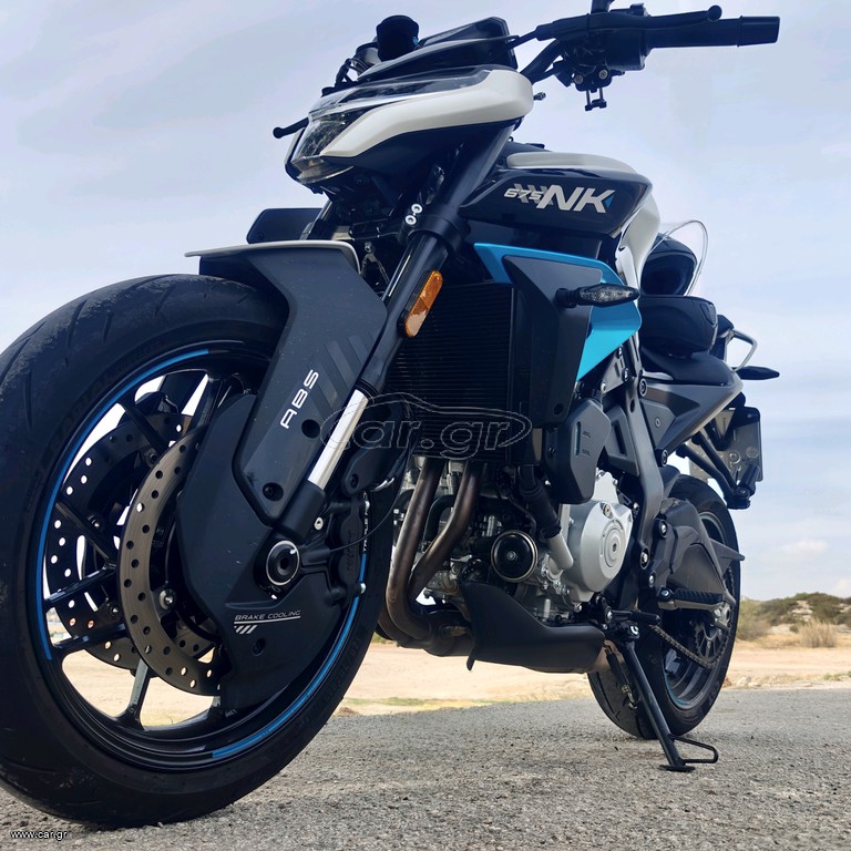 CFmoto 675 NK 2025 ΚΑΤΑΣΤΑΣΗ ΒΙΤΡΙΝΑΣ