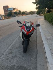 Honda CBR 1000RR 2009-thumb-4