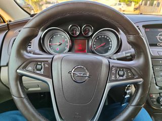 Opel Insignia 2009-thumb-14