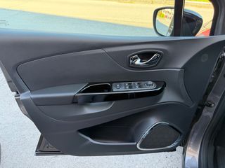 Renault Captur 2017 1.5 DCI HYPNOTIC EDITION-thumb-16