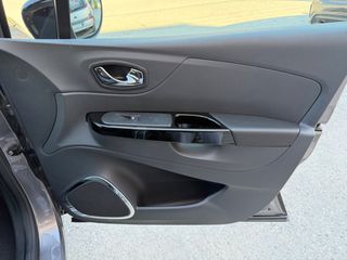 Renault Captur 2017 1.5 DCI HYPNOTIC EDITION-thumb-25