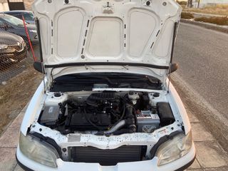 Peugeot 106 1997-thumb-8
