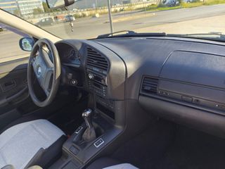 Bmw 318 1999 E36 SEDAN.