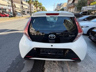 Toyota Aygo 2016 X-PLAY-thumb-6