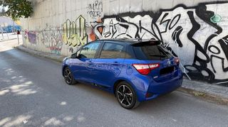 Toyota Yaris 2017 • BI-TONE - HYBRID - FACELIFT •-thumb-6