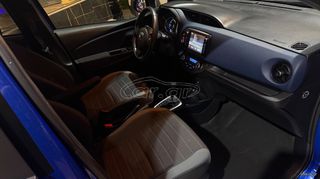 Toyota Yaris 2017 • BI-TONE - HYBRID - FACELIFT •-thumb-17