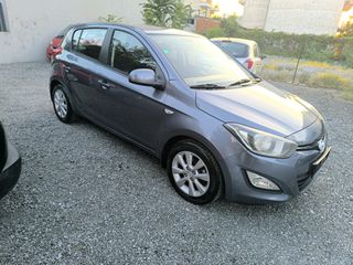 Hyundai i 20 2014-thumb-2