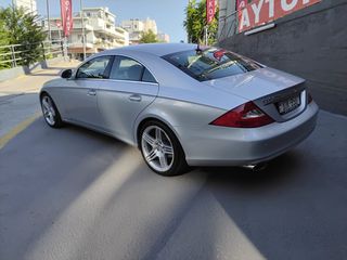 Mercedes-Benz CLK 350 2005-thumb-4