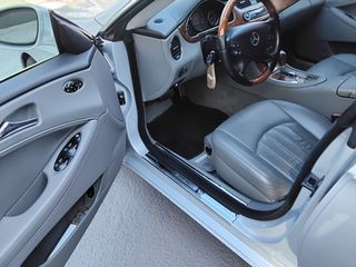 Mercedes-Benz CLK 350 2005-thumb-5