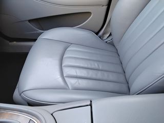 Mercedes-Benz CLK 350 2005-thumb-8
