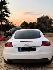 Audi TT 2009-thumb-3