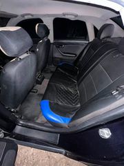 Audi A4 2001 1.6-thumb-10