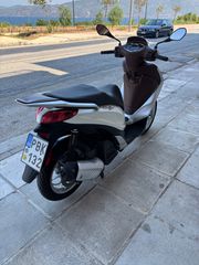Piaggio Medley 150 2017-thumb-5