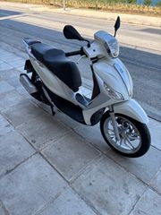 Piaggio Medley 150 2017-thumb-7