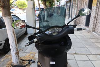 Yamaha XMAX 125 2007-thumb-5