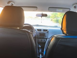 Suzuki Swift 2013-thumb-11