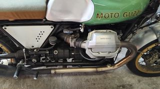 Moto Guzzi 2002-thumb-2