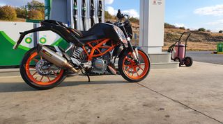 KTM 390 Duke 2016-thumb-2