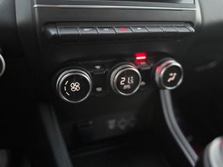 Renault Captur 2021 1.5 DCI INTENS CAMERA/LED PURE VISION/LANE ASSIST-thumb-38
