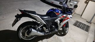 Honda CBR250R 2011-thumb-2
