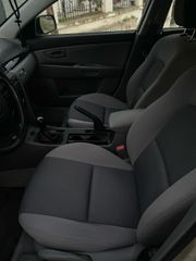 Mazda 3 2008-thumb-9