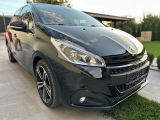 Peugeot 208 2018 GT LINE AUTOMATIC 1.2-thumb-6