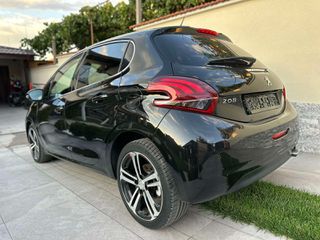 Peugeot 208 2018 GT LINE AUTOMATIC 1.2-thumb-4