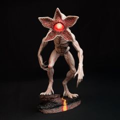 Stranger Things Lamp with USB-C Demogorgon-thumb-1