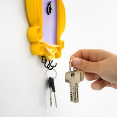 Friends Frame Key Holder 15 cm-thumb-4